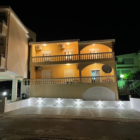 Apartments Onyx Ulcinj Exteriör bild