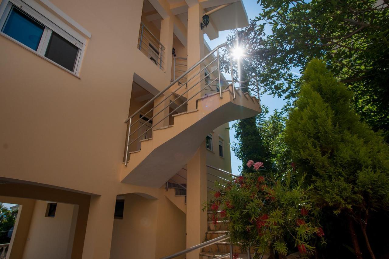 Apartments Onyx Ulcinj Exteriör bild