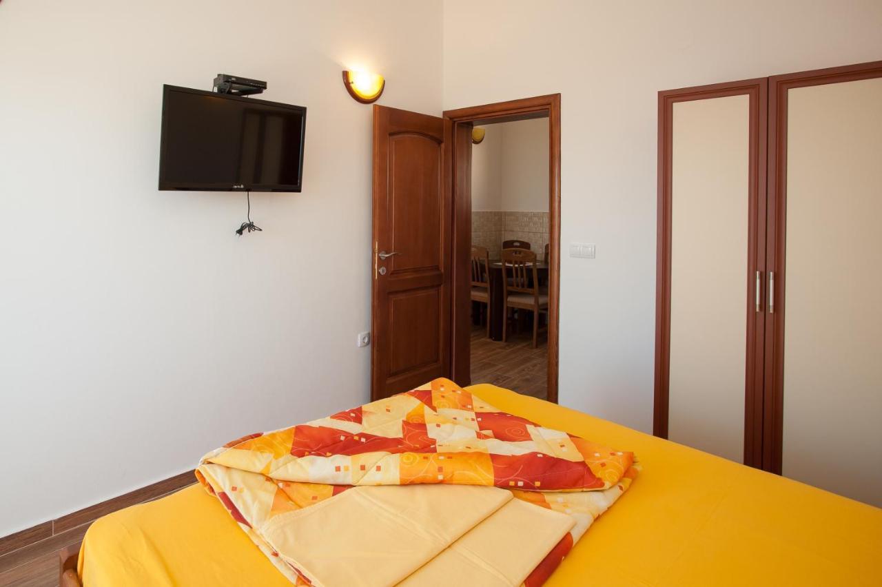 Apartments Onyx Ulcinj Exteriör bild